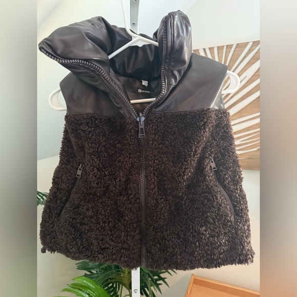 Lamarque Womens  Melicia Faux Leather Reversible Vest, Brown - Picture 5 of 9